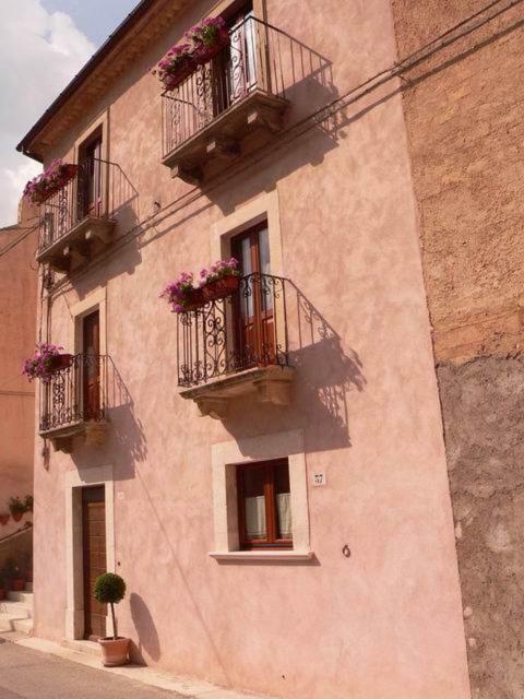 Regio Tratturo Villa Caporciano Exteriör bild